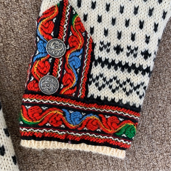 Dale of Norway Black and Cream Nordic Sweater - Picture 7 of 9